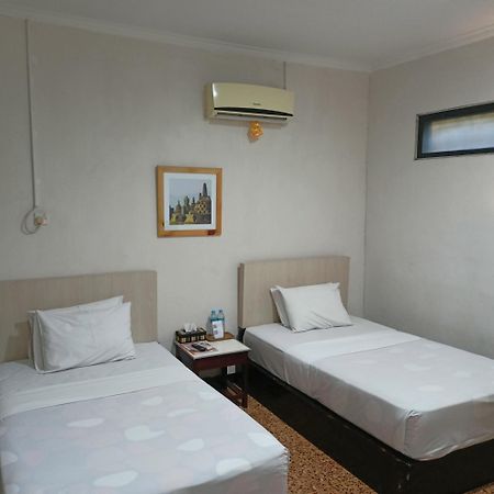 Hotel Borobudur Jogja Kejayan Exterior foto
